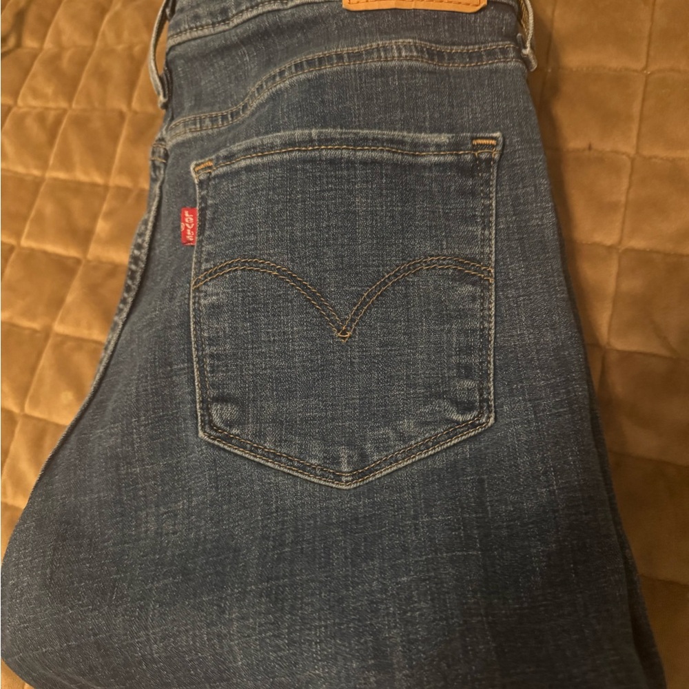 Levi's Women's Denim Jeans - Shaping Slim 30x34
